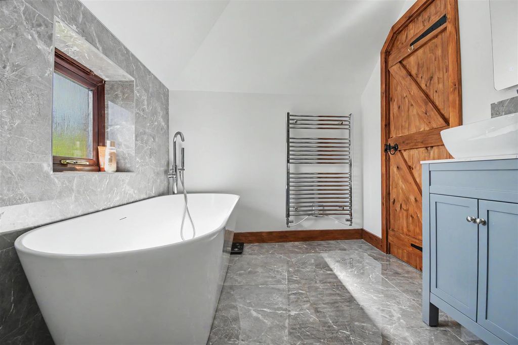 Additional image 26 of 5 bed detached house for saleNew Road, Worlaby, Brigg DN20