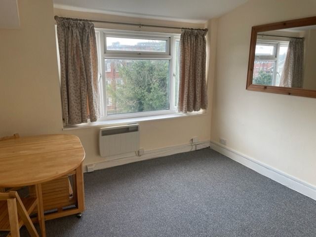 Property photo 2 of 6 4957711