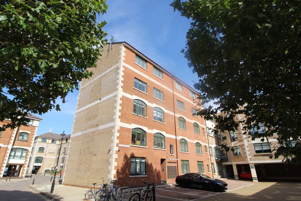 Property photo 1 of 4 1022362