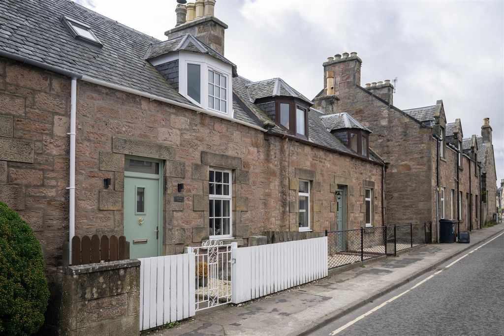 Property photo 1 of 36 Celt St 0002.Jpg