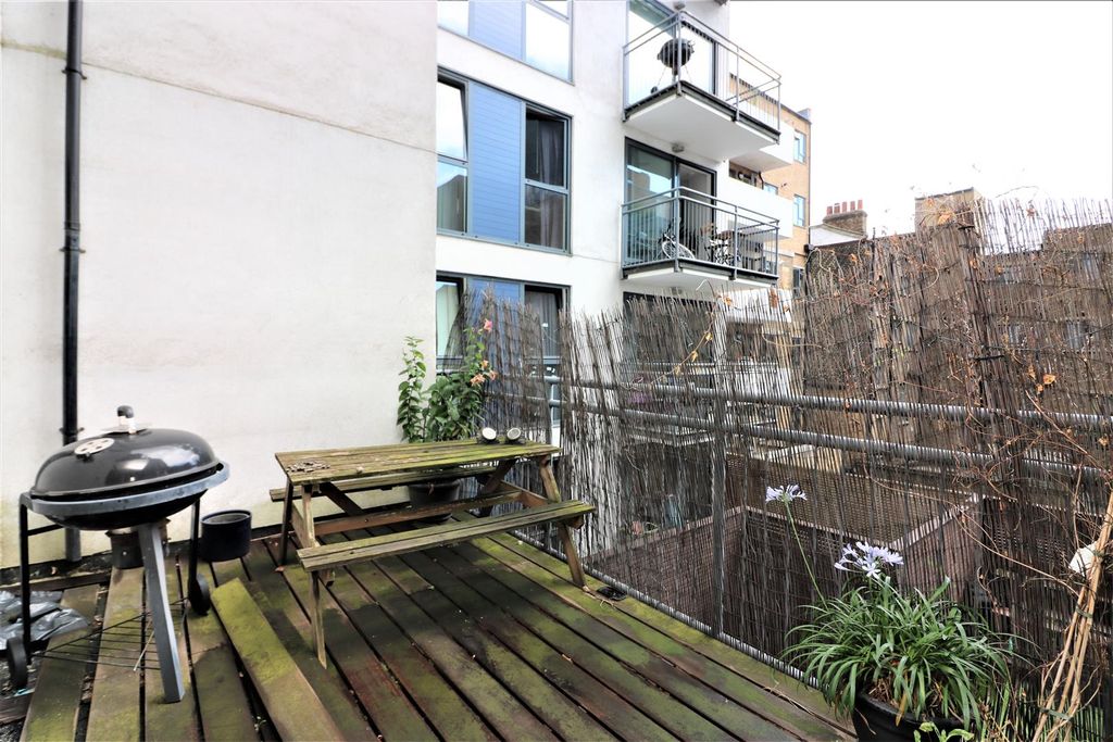 Property photo 2 of 11 Lavender House (2).Jpg