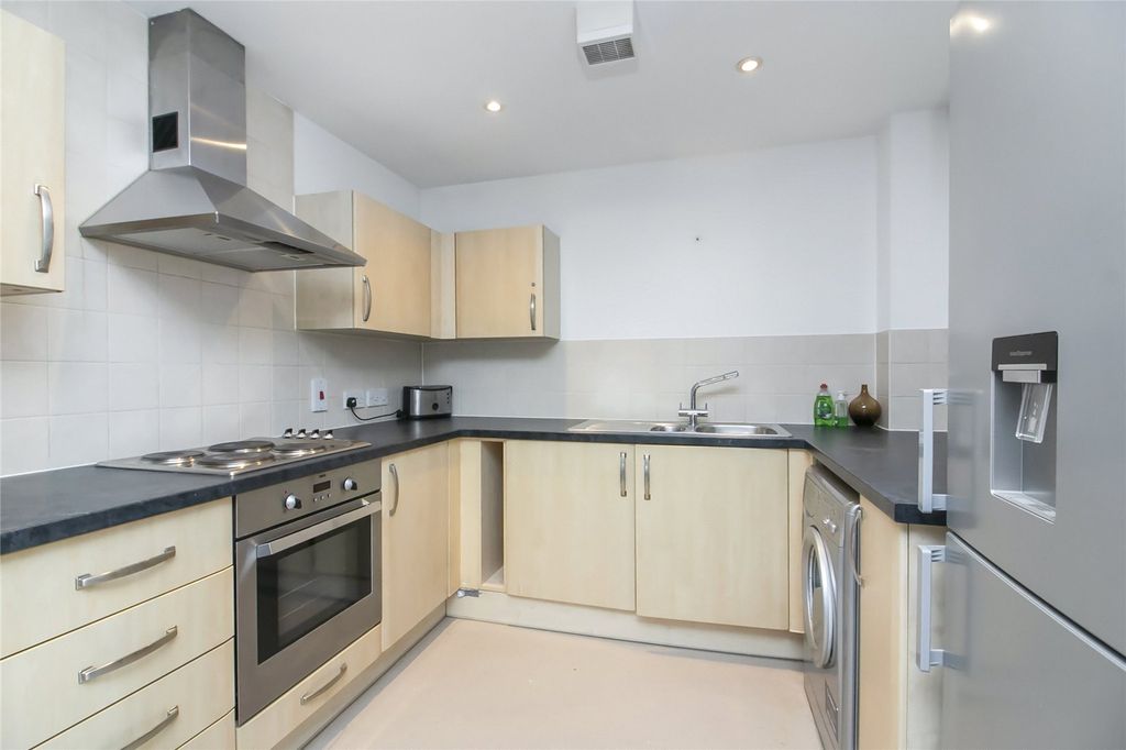 Property photo 2 of 16 Kitchen