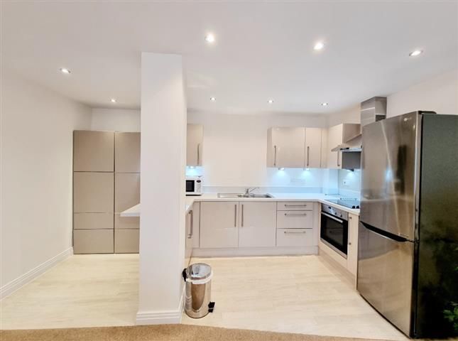 Property photo 3 of 14 Kitchen