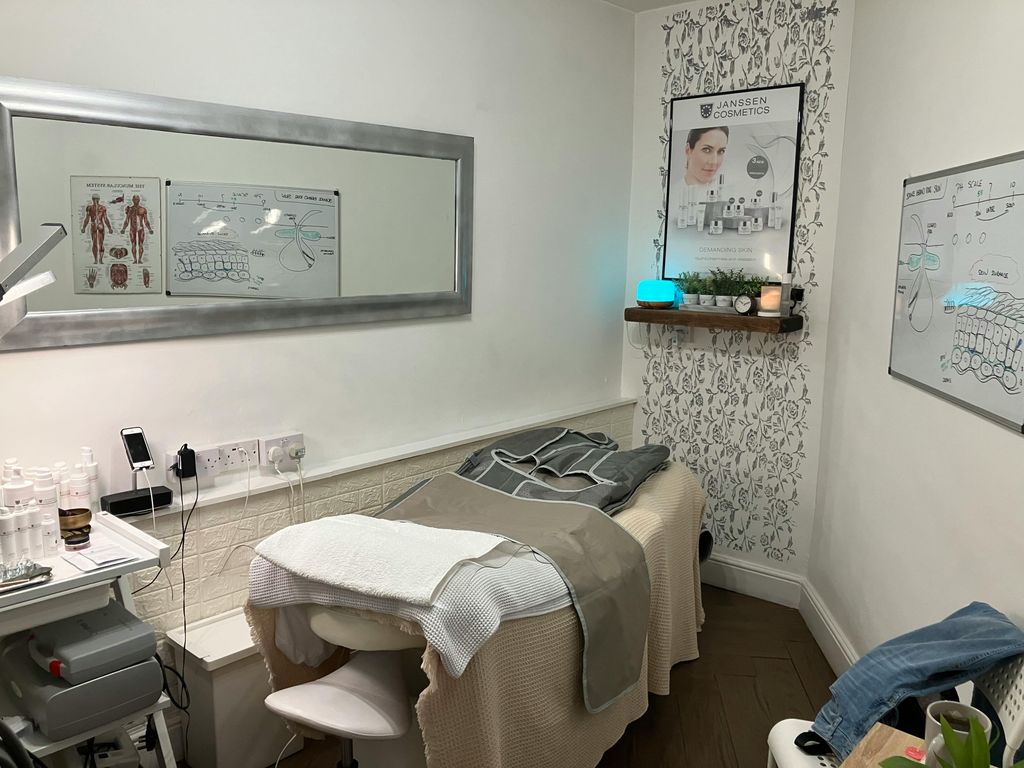 Property photo 3 of 8 Img_0007.Jpeg