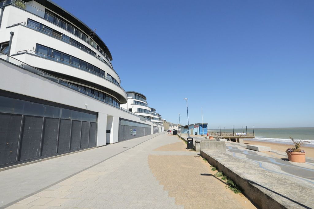 Additional image 16 of 3 bed flat for sale2 Beach Drive, Ramsgate CT11
