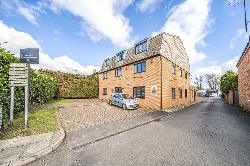 Property photo 2 of 11 Picture No. 24