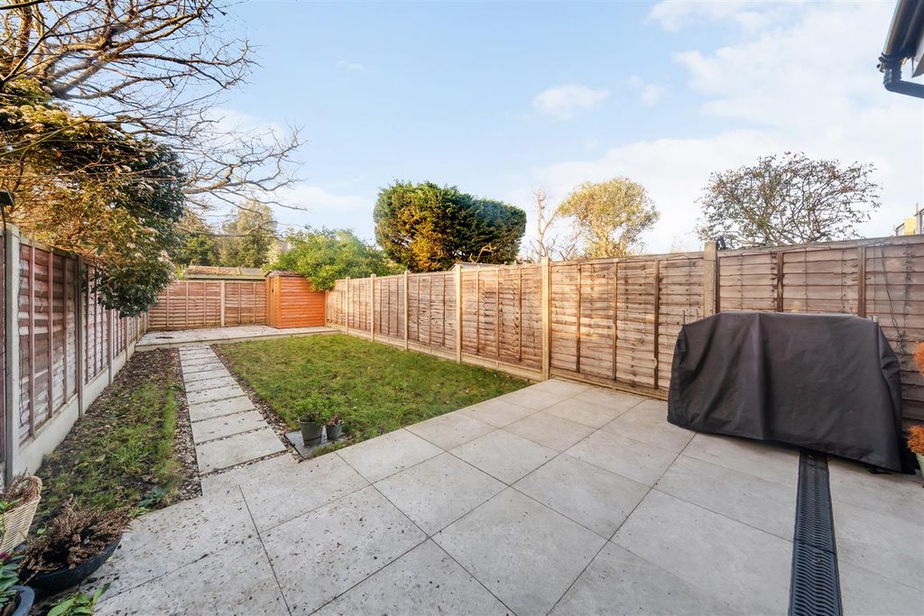 Property photo 3 of 13 West Facing Garden