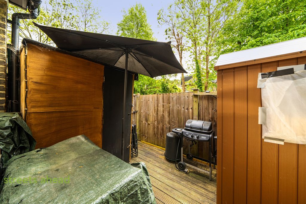 Additional image 14 of 2 bed flat for saleBarclay Road, Croydon CR0