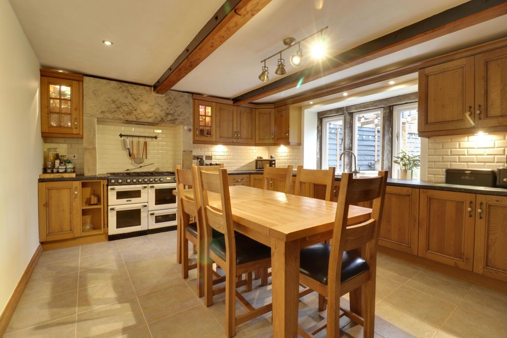 Property photo 3 of 22 Kitchen Diner