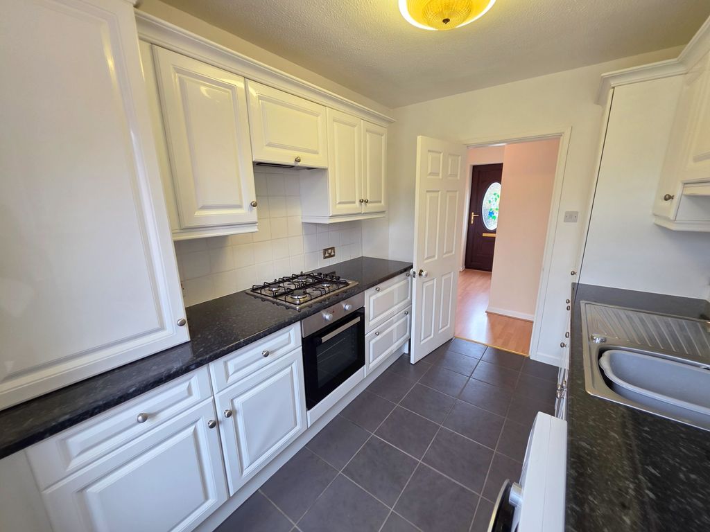 Property photo 3 of 21