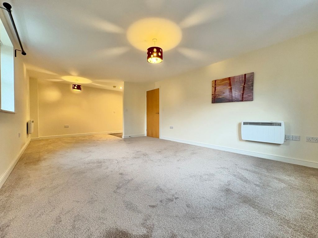 Property photo 1 of 15 Picture No. 23