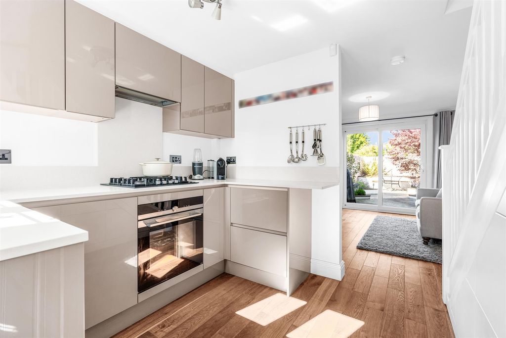 Property photo 2 of 16 Internal-3.Jpg