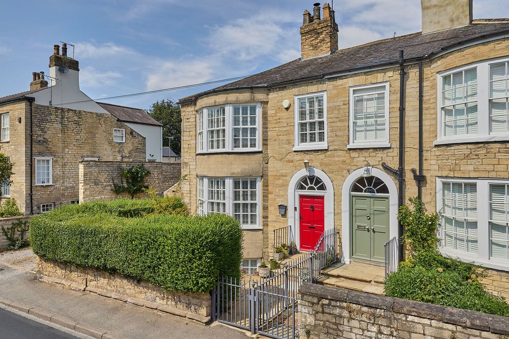 Property photo 1 of 38