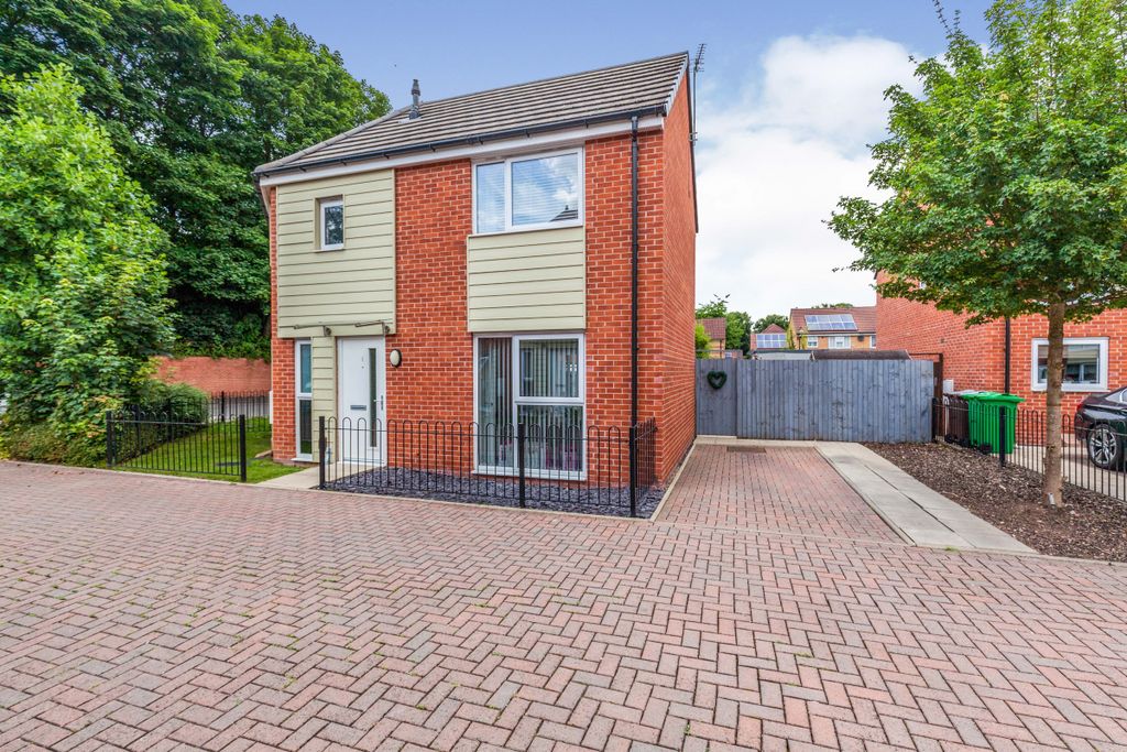 Property photo 1 of 13