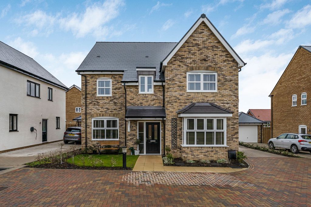 Property photo 1 of 30