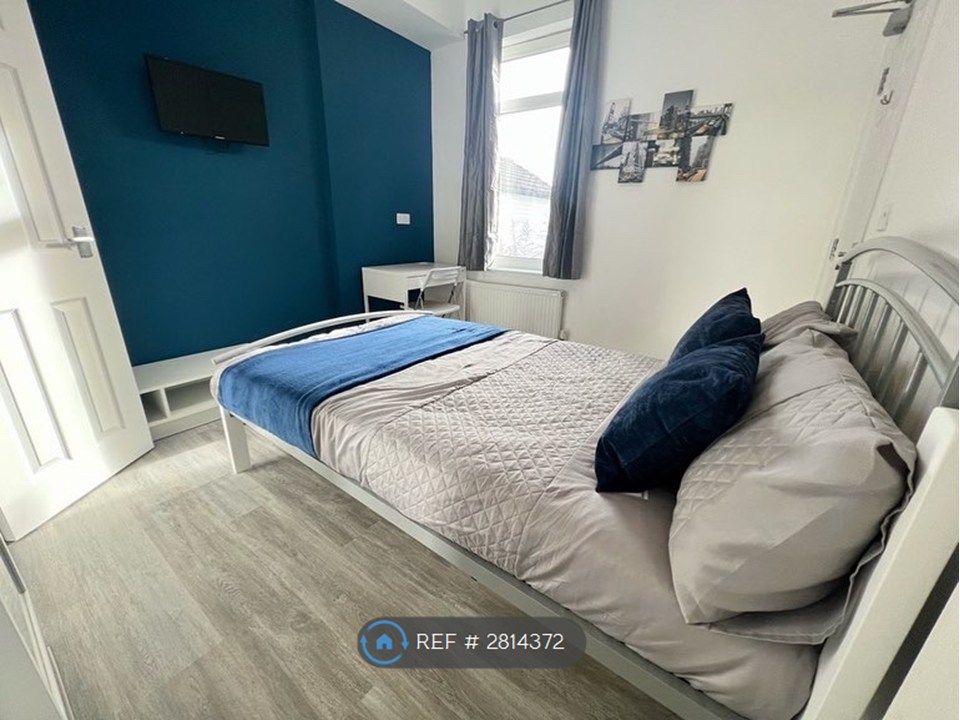 Property photo 1 of 4