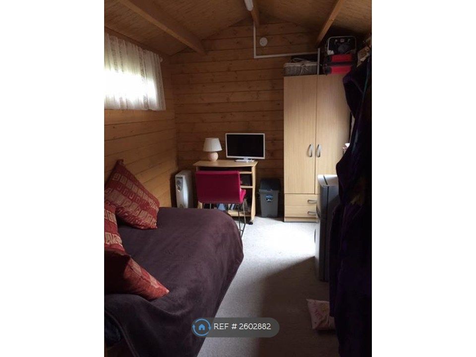 Property photo 2 of 5