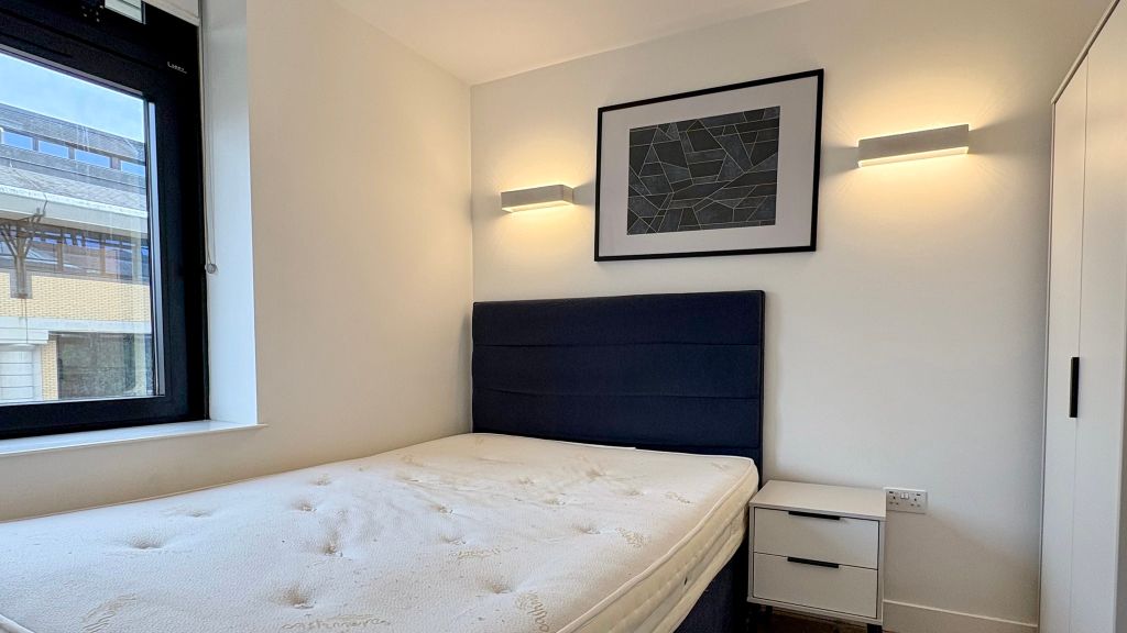Property photo 3 of 11 Bedroom