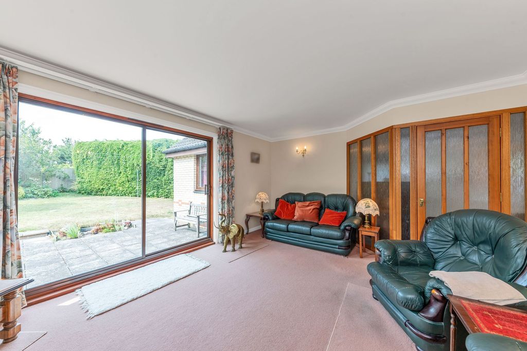 Property photo 3 of 16