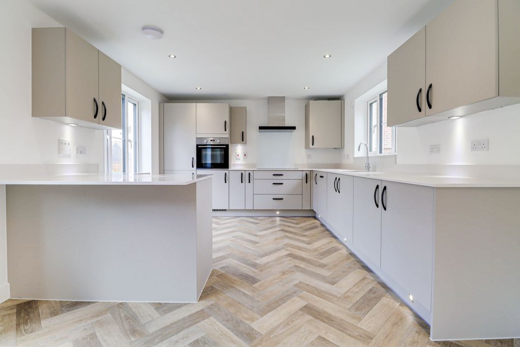 Property photo 1 of 10 Waysdale Kitchen Diner
