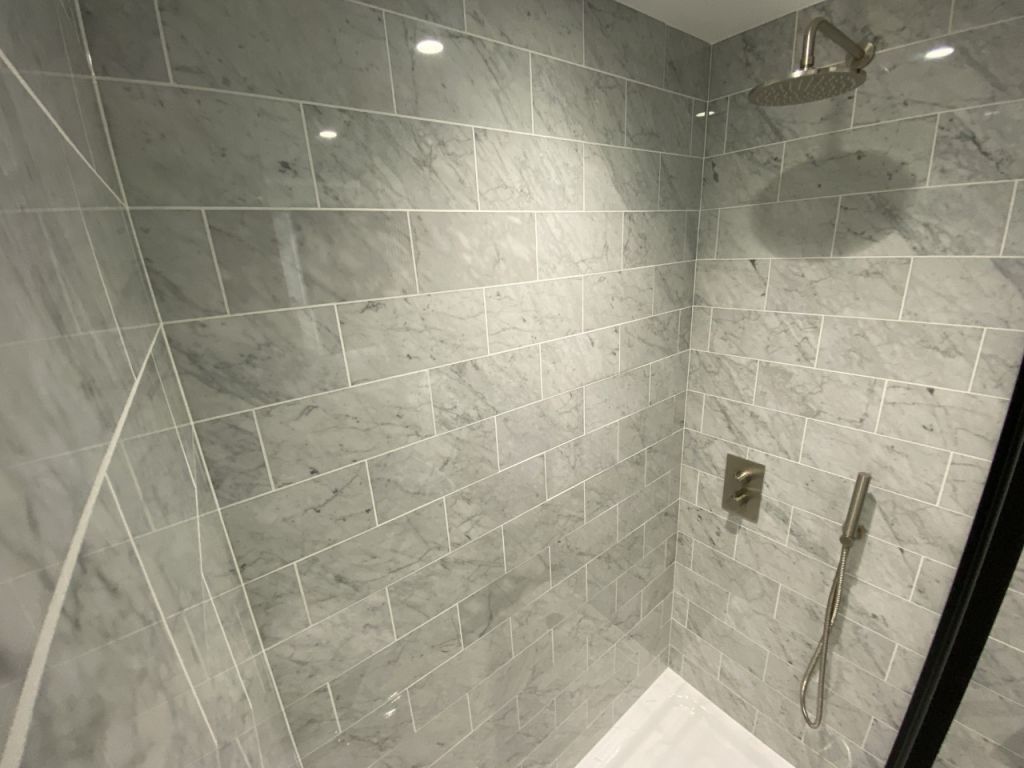 Property photo 3 of 27