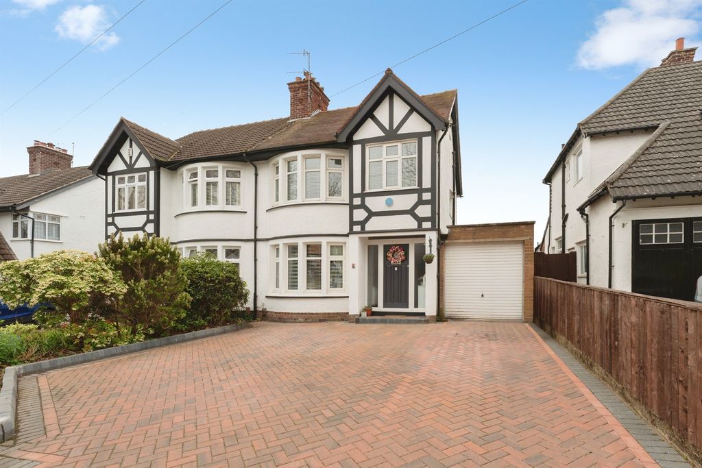 Property photo 1 of 20