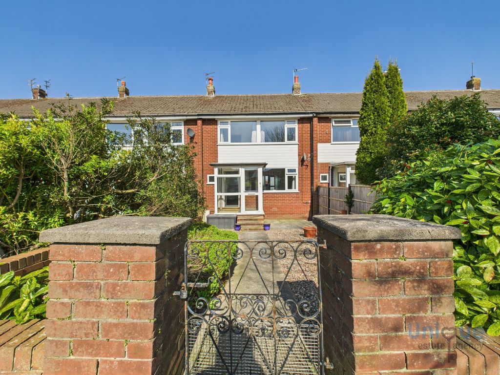 Property photo 1 of 35