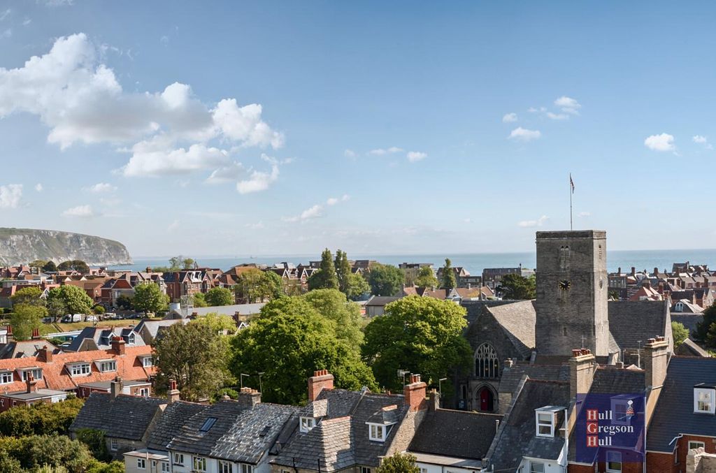 Property photo 2 of 20 8Ad89231-3322-4451-8091-E90c2Cb90E33.Jpg