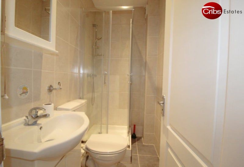 Property photo 2 of 6 Gallery