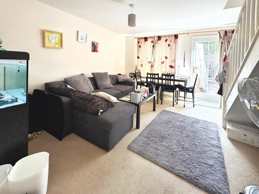 Property photo 2 of 13 Pbox-Img.Jpg