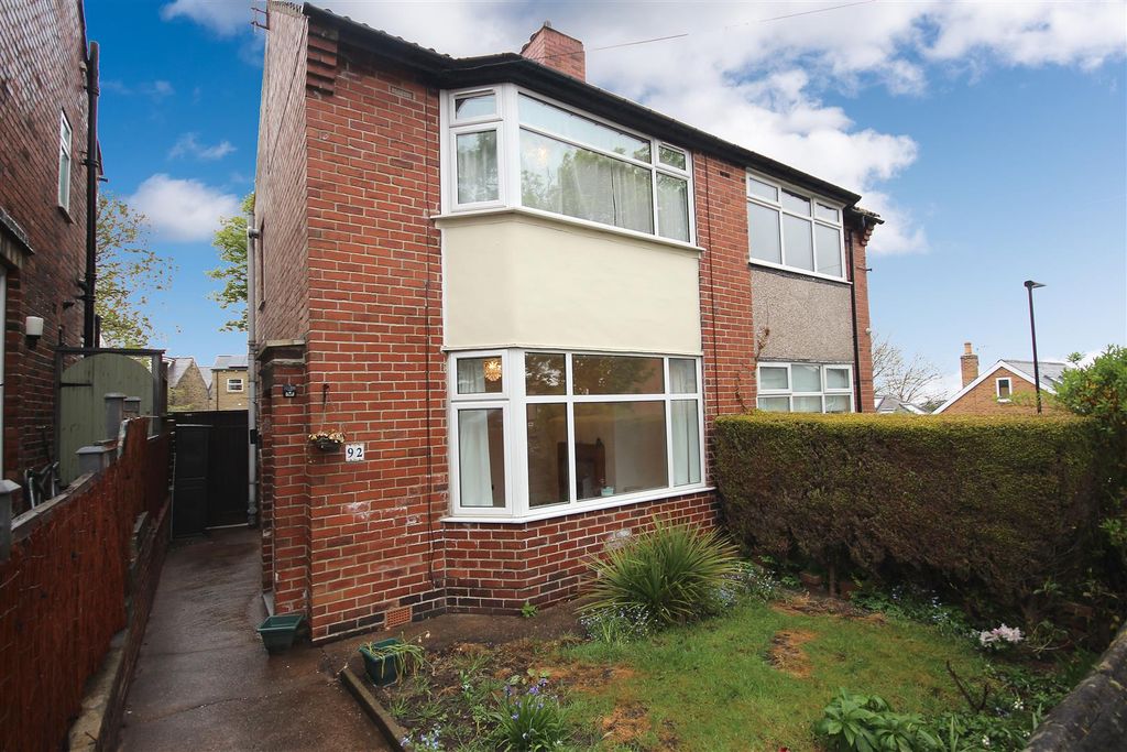 Property photo 1 of 12 Outside