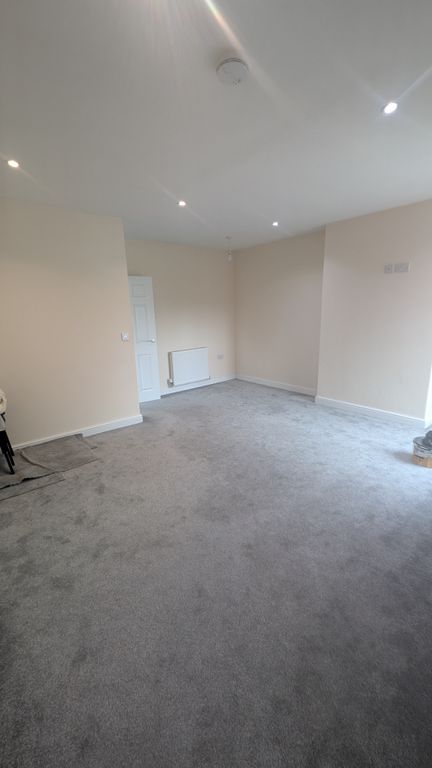 Property photo 2 of 6 Living Room