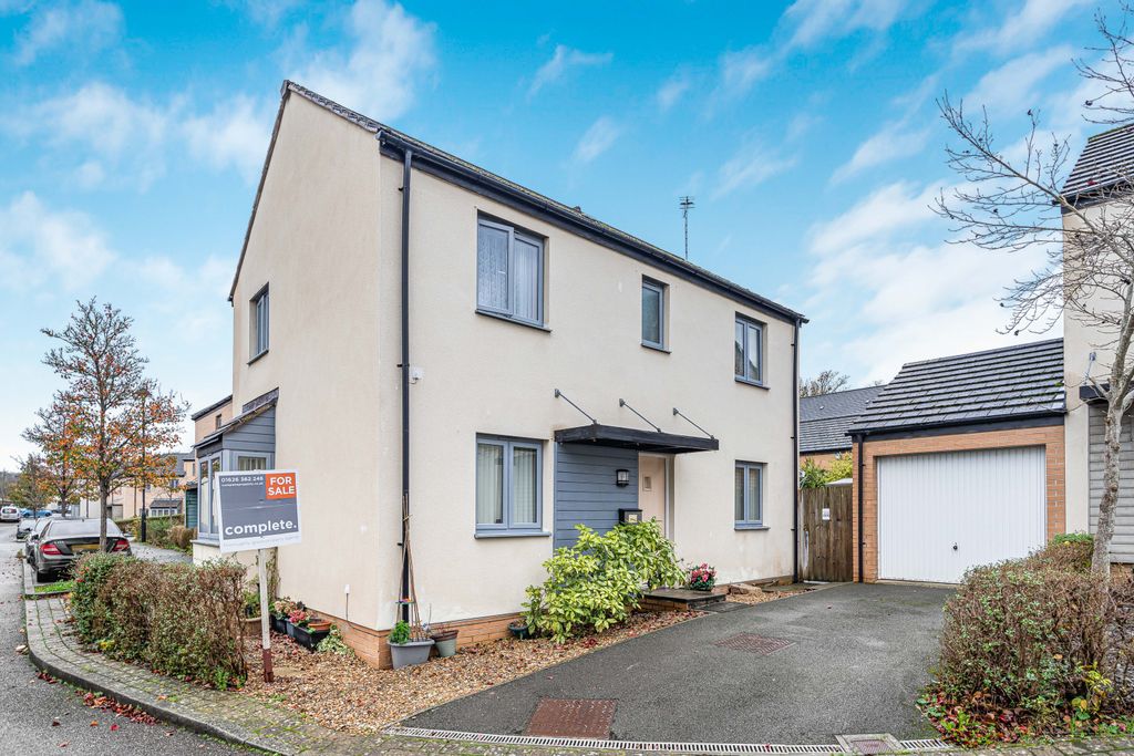 Property photo 1 of 16