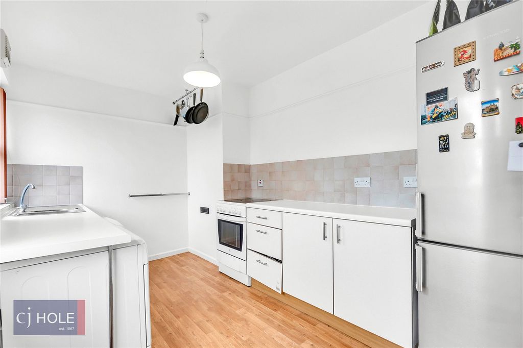 Property photo 3 of 9 Picture No. 04