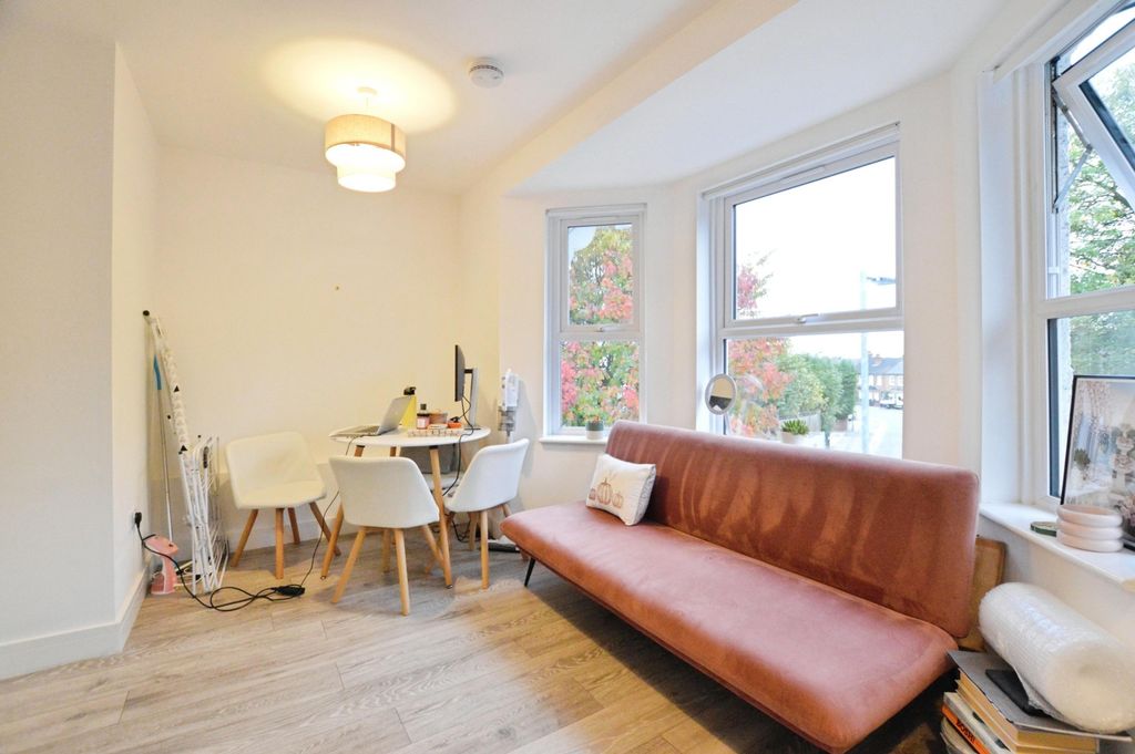 Property photo 1 of 4