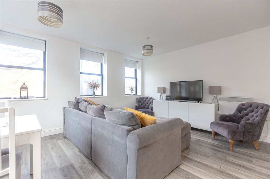 Property photo 1 of 13 Picture No. 12