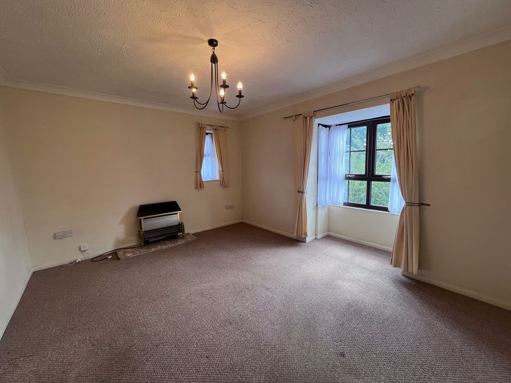 Property photo 3 of 6 Image