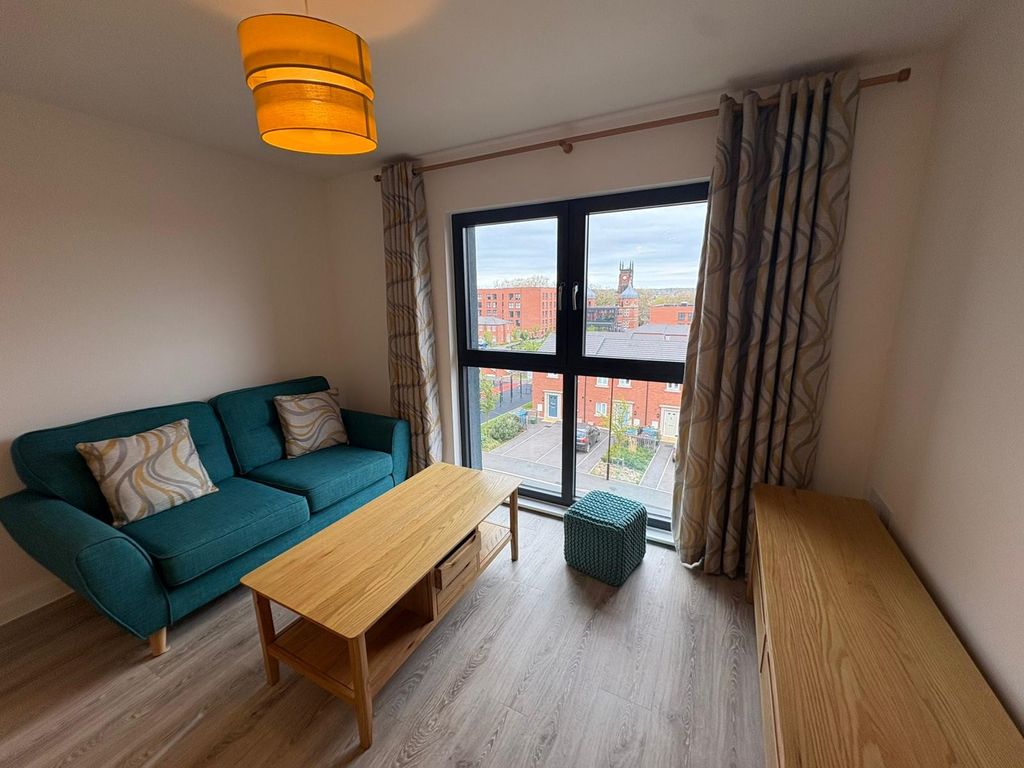 Property photo 2 of 8