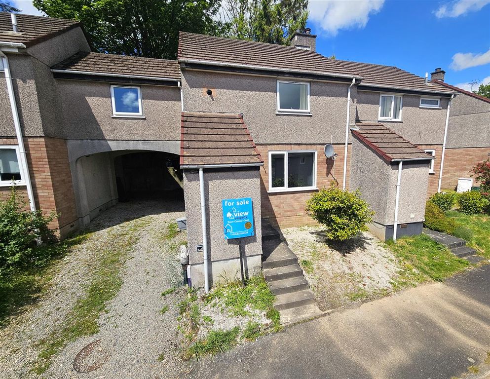 Property photo 1 of 21 Front.Jpg