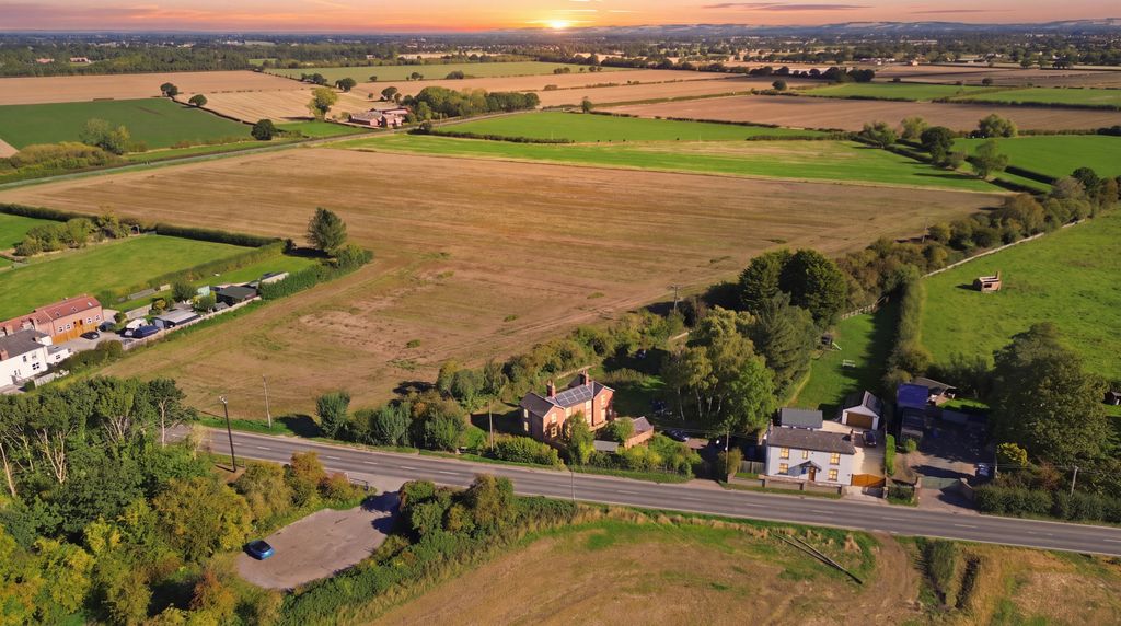 Property photo 3 of 31 Drone