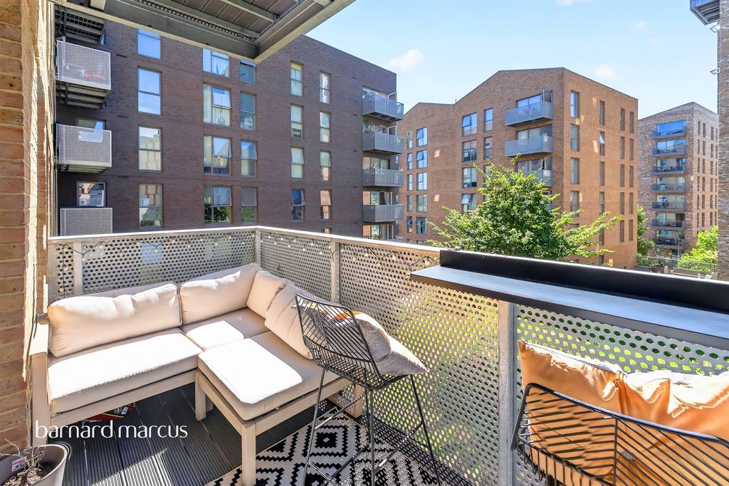 Property photo 3 of 22
