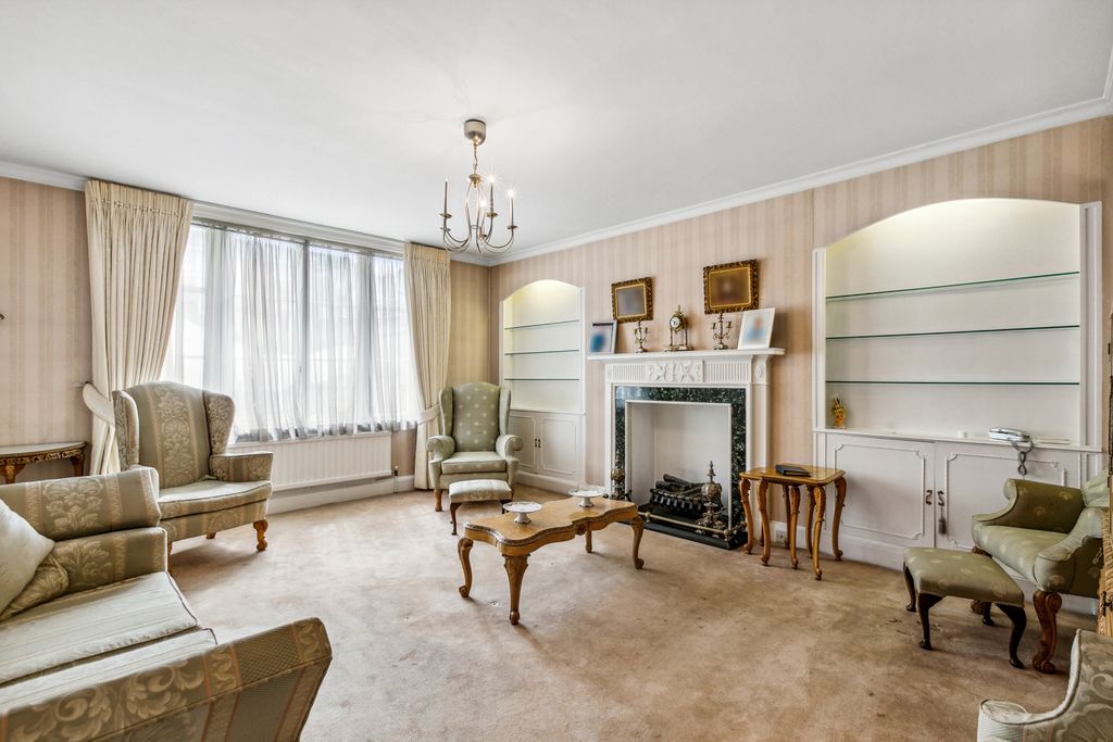 Property photo 2 of 10 Reception Room