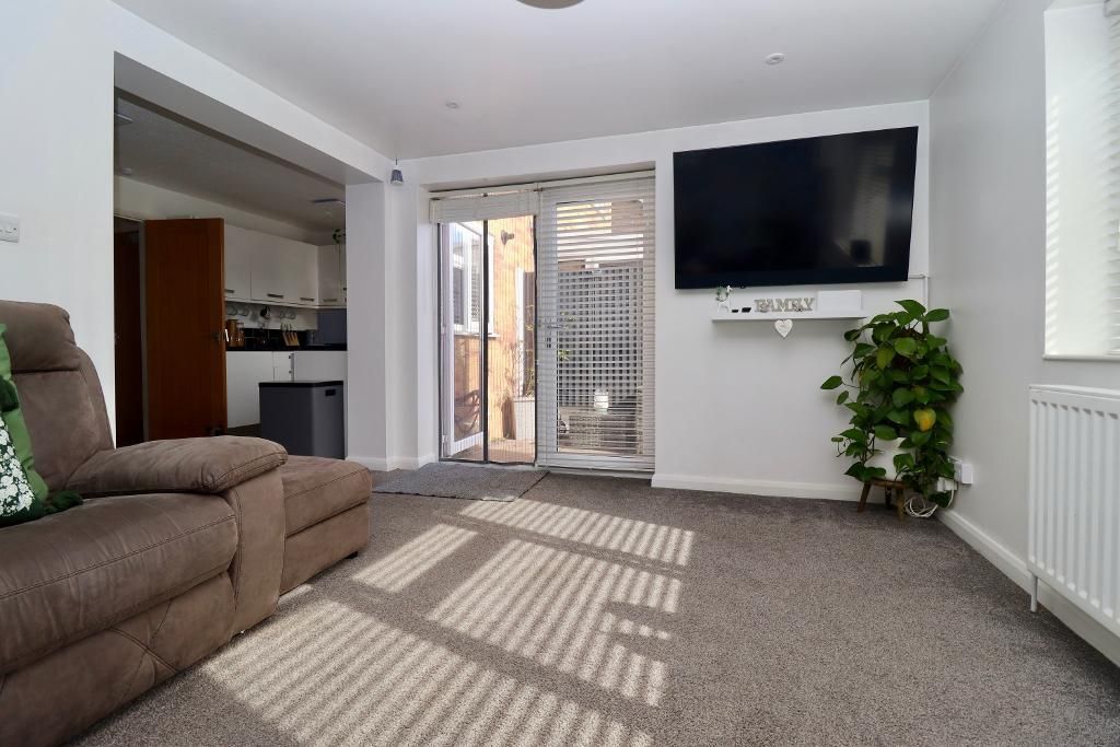 Property photo 3 of 19 Photo 3