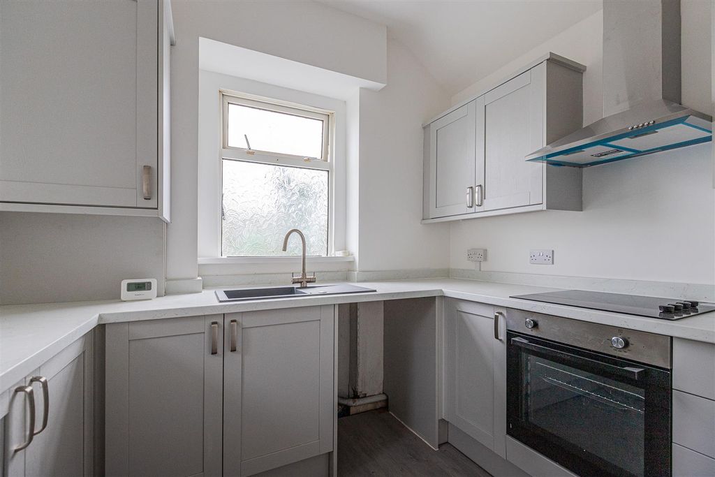 Property photo 2 of 13 92, 3-12.Jpg