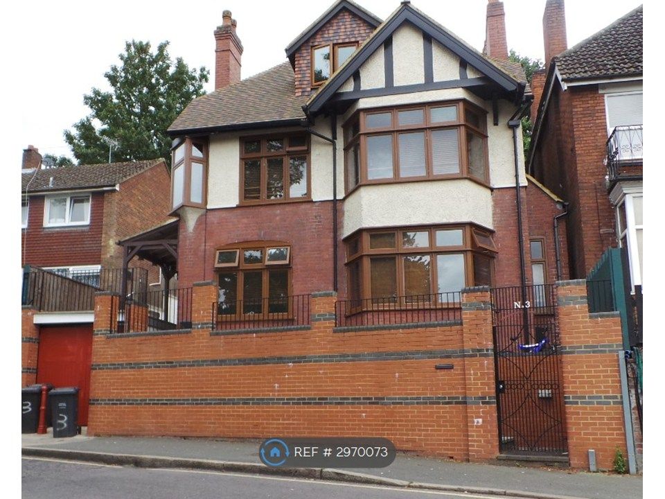 Property photo 1 of 9