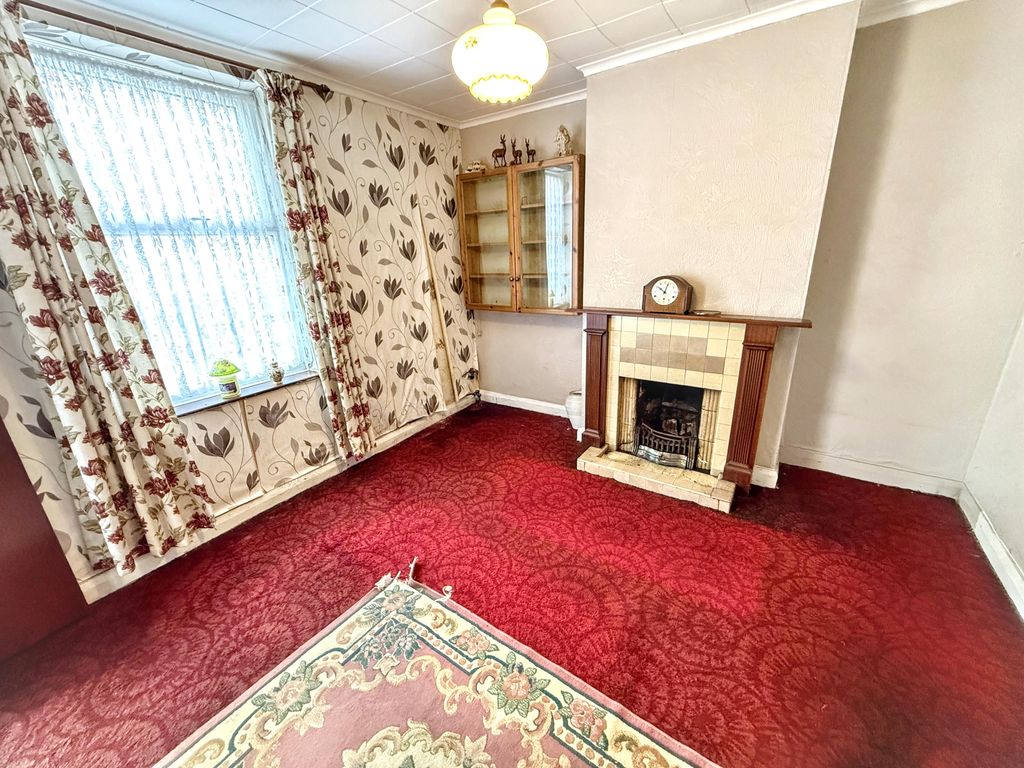 Property photo 3 of 19