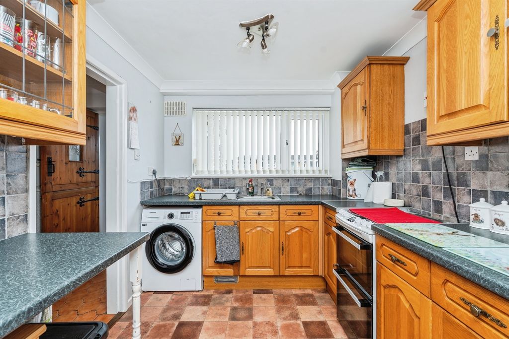 Property photo 3 of 15