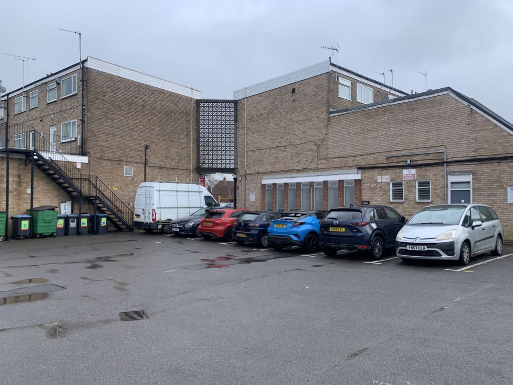 Property photo 3 of 13 Gallery