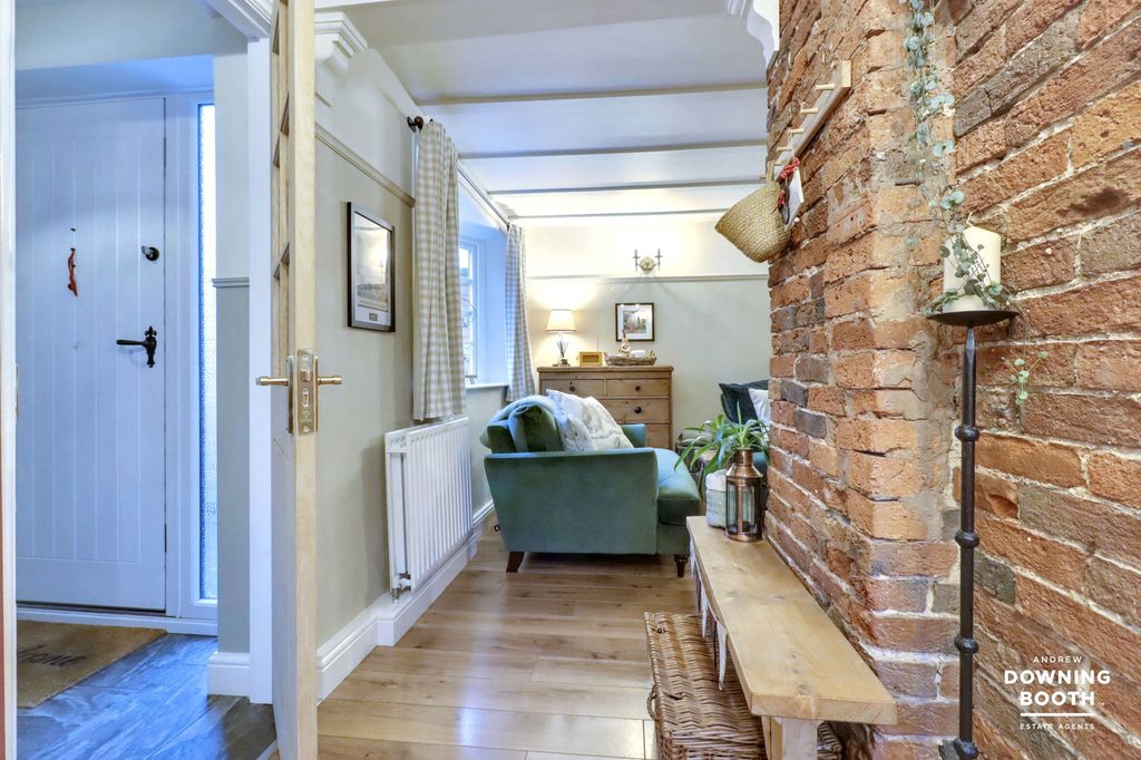 Property photo 3 of 38