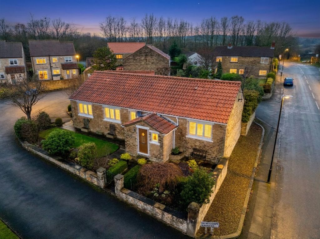 Property photo 1 of 21